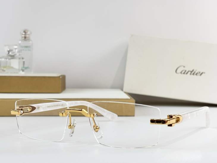 Picture of Cartier Sunglasses _SKUfw77838386fw